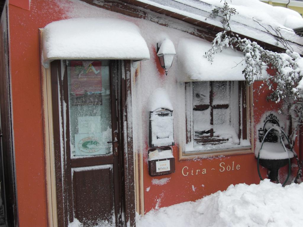 B&B Gira-Sole Cuneo Eksteriør billede